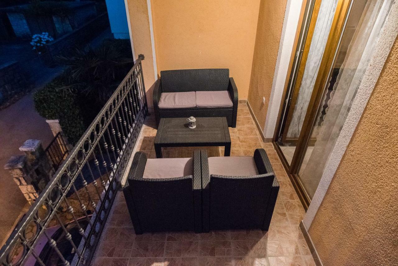 Apartments Mario Malinska Dış mekan fotoğraf