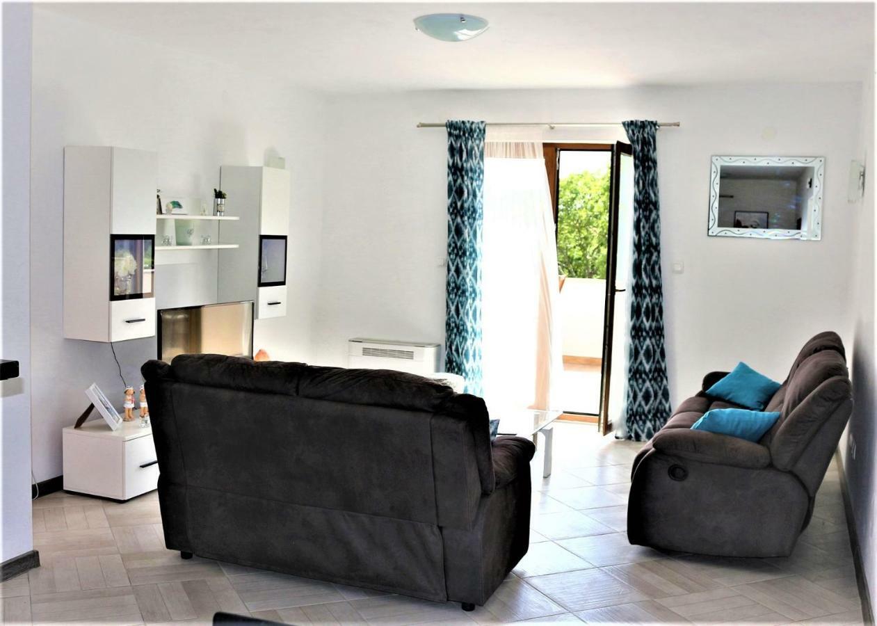 Apartments Mario Malinska Dış mekan fotoğraf