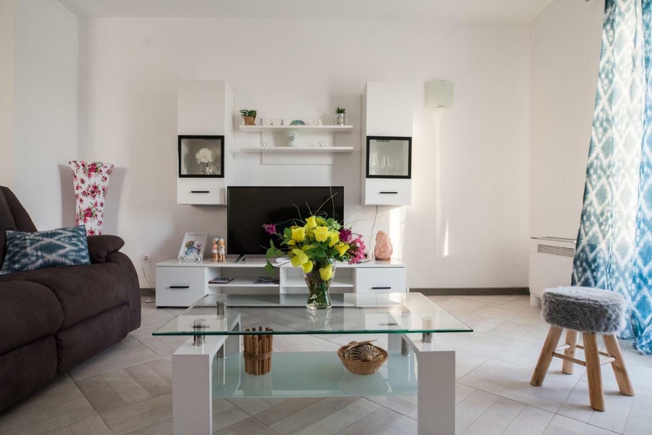 Apartments Mario Malinska Dış mekan fotoğraf